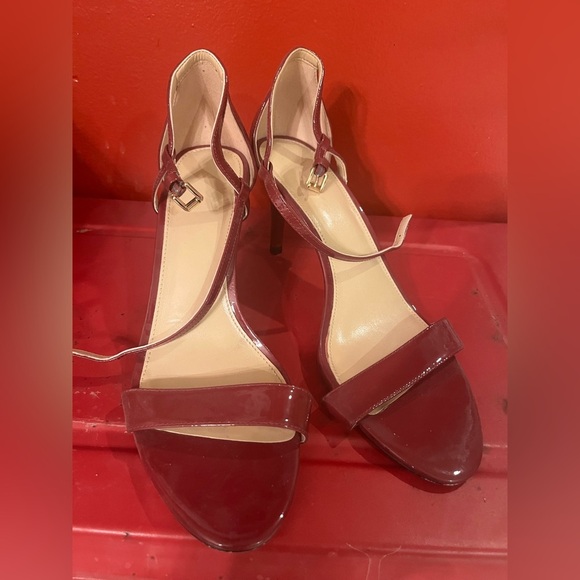 Michael Kors, 3 inch heels - Picture 3 of 3